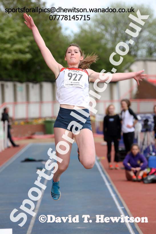 Senior womens long jump, North Eastern Track and Field Champs, Gateshead Stadium. Photo: David T. Hewitson/Sports for All Pics